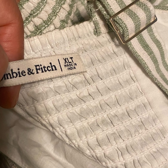 Abercrombie & Fitch Striped Green and White jumpsuit - Picture 6 of 6
